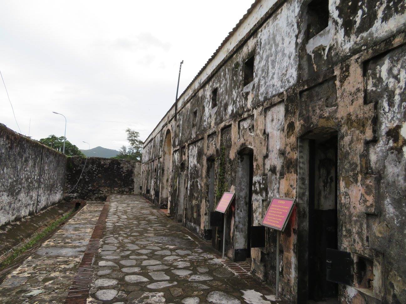Nhà tù Côn Đảo 