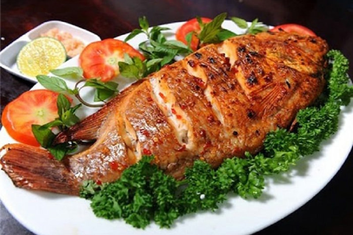 Vị cá nướng Na Hang ngọt thanh, thịt chắc và có độ dai vừa phải