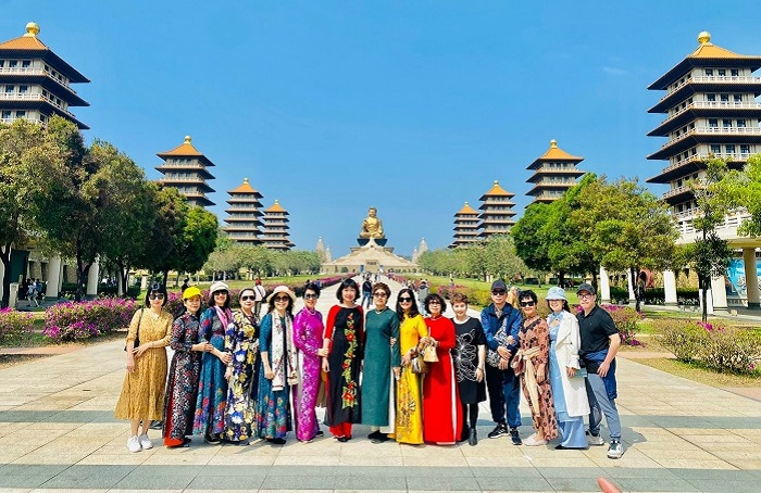 Đi du lịch Đài Loan theo đơn vị lữ hành mang lại nhiều lợi ích